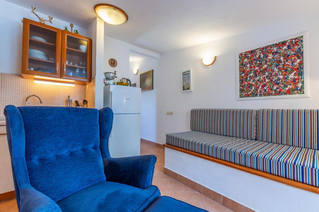 Janus Apartments Jelsa  Exterior foto